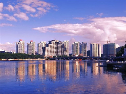 加盟乐萃咖啡属于什么档次，乐萃咖啡2025年还可以加盟吗